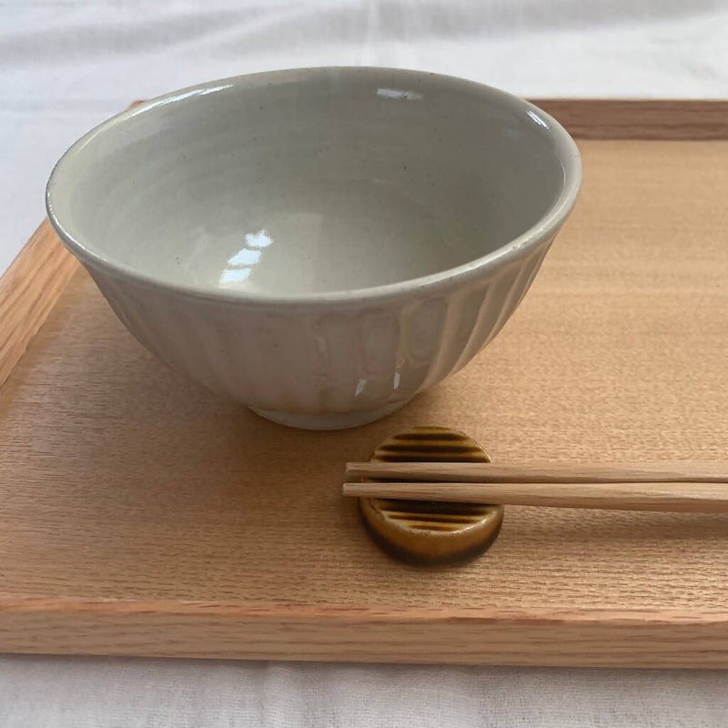 【石川譲】ご飯茶碗（白しのぎ/丸型）_益子焼