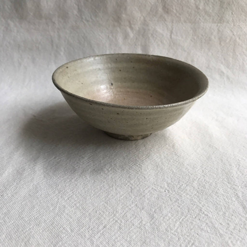 【あを】籾灰釉粉引飯碗　大_陶器